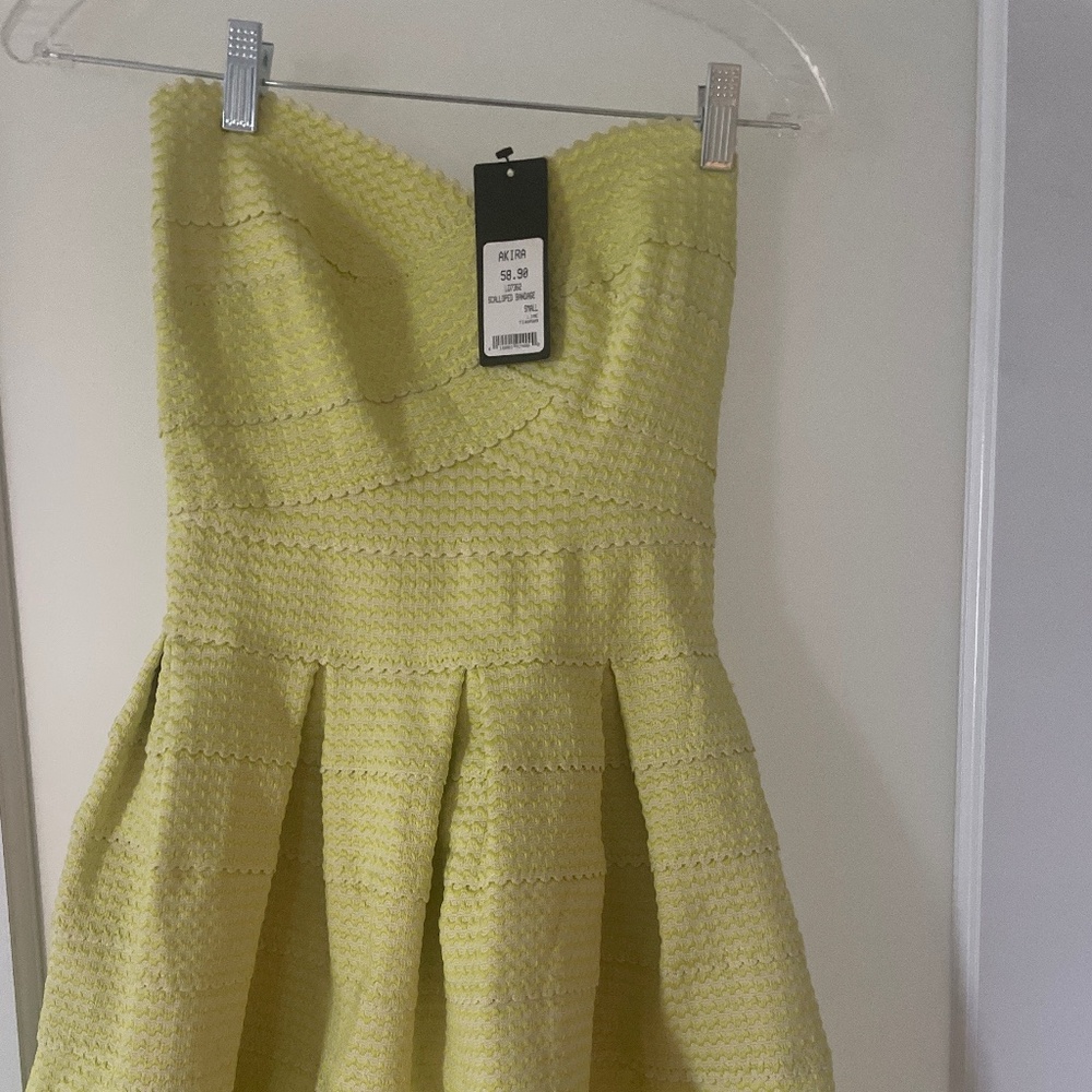 Akira Lime green scalloped Bandage dress NWT